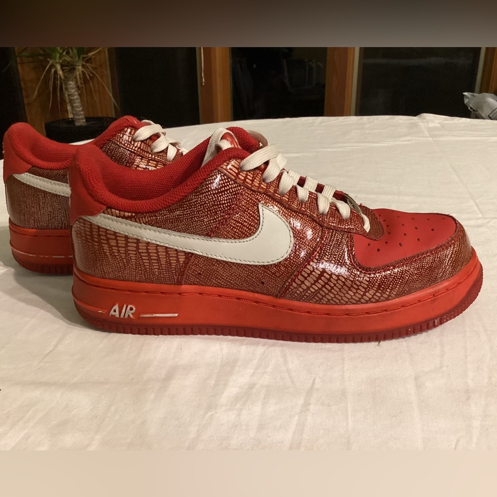 Nike AirForce 1 NYC Sz7, Euro 38